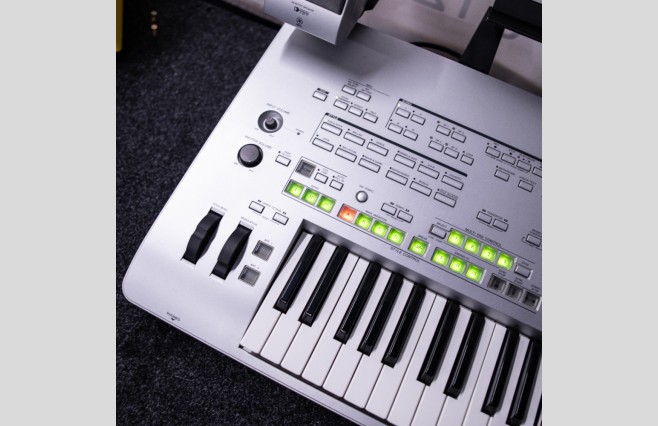 Used Yamaha Tyros 3 Keyboard With MS03 Speakers Trade Price Bargain (SN:BAOP01154) - Image 8